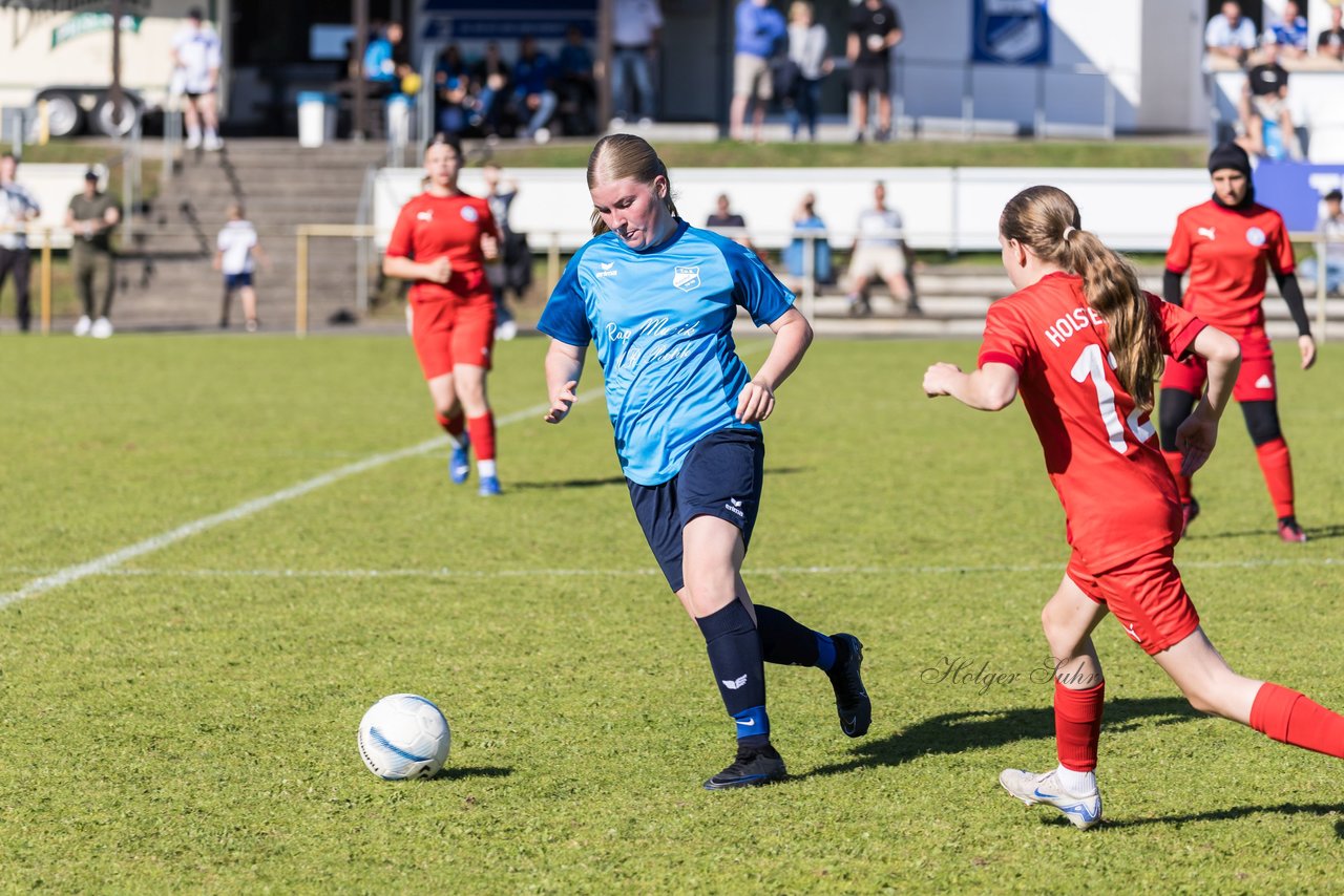 Bild 373 - wBJ TuS Rotenhof - Holstein Kiel : Ergebnis: 1:4